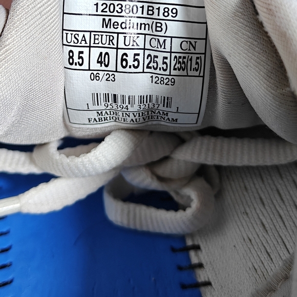 Brooks Ghost 15  Snow White Sneakers Women's Running Shoes Size 8.5B Medium - Picture 9 of 9